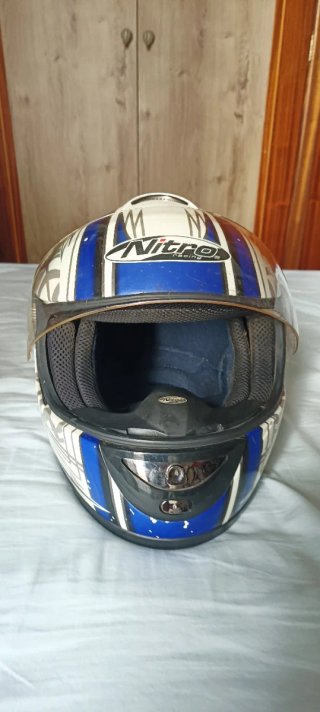 Casco de moto Nitro Racing