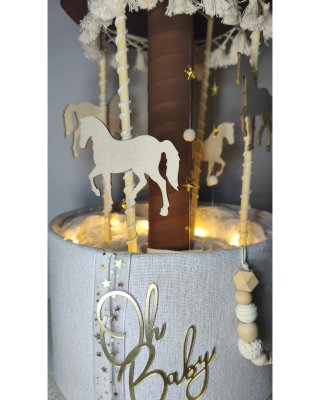 Tarta de pañales carrusel bebé