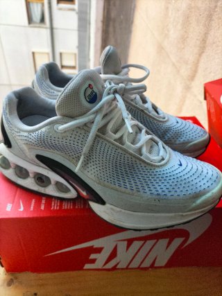 Nike Air Hombre Blancas y Azules