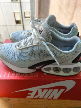 Nike Air Hombre Blancas y Azules