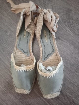 Zapatillas cuña azul