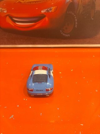 Coche Sally Policía Disney Pixar Metal Nuevo