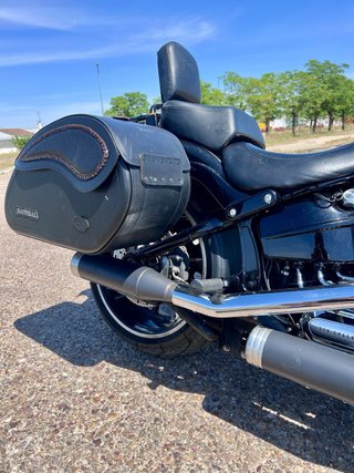 Harley Davidson Breakout 2016 Negra
