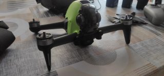 Dron DJI FPV Fly More Combo
