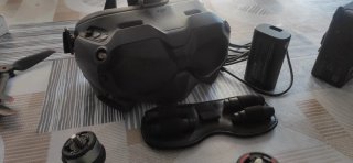 Dron DJI FPV Fly More Combo