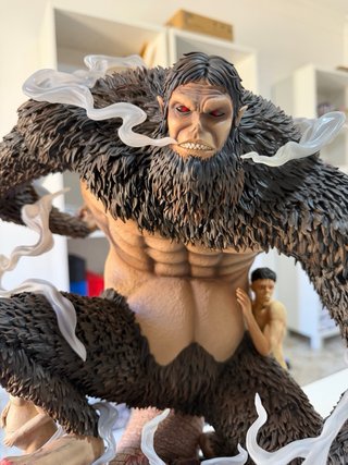 Beast Titan Giant Studio Attack on Titan