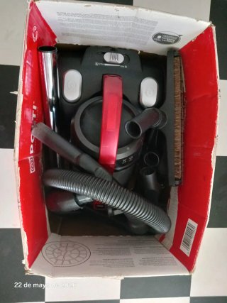 Aspirador Polti Forzaspira Cyclonic 800W