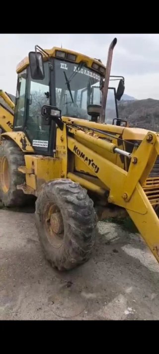 Retroexcavadora mixta Komatsu WB97R