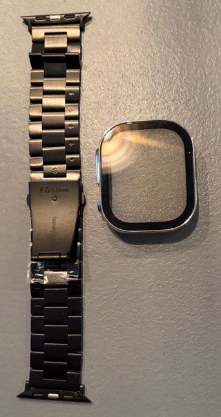 Apple Watch Ultra 49mm GPS + Celular Titanio
