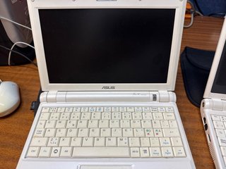 2 Asus Eee PC Vintage Portátil