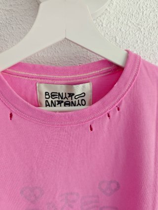 Camiseta Zara x Bad Bunny Rosa