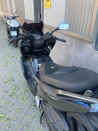Kymco K-XCT 300 Scooter Negra