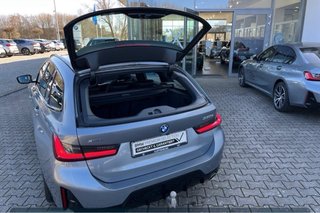 BMW 330e xDrive M Sport