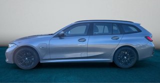 BMW 330e xDrive M Sport