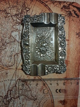 Cenicero antiguo plata floral