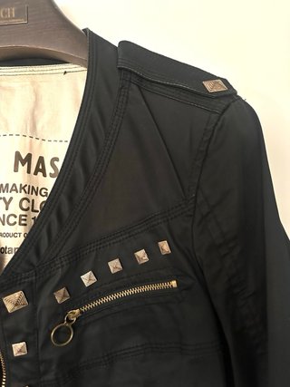 Chaqueta  cazadora de la firma JOTA MAS GE