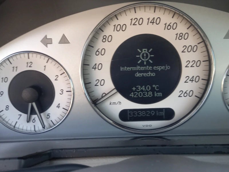 Mercedes-Benz Clase E 2004 - foto 1