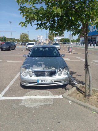 Mercedes-Benz Clase E 2004