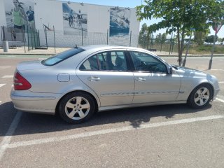 Mercedes-Benz Clase E 2004