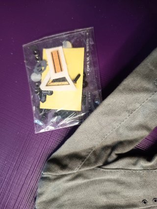 Escala 1/6 Uniforme alemán con insignias