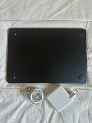 MacBook Air 2023 15” - M2 - Nuevo