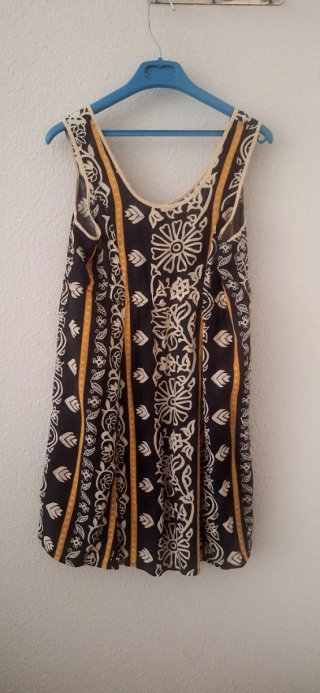 Vestido de verano sin mangas. Muy fresquito