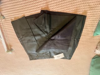 Falda pantalón Stradivarius negra talla 42