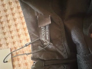 Falda pantalón Stradivarius negra talla 42