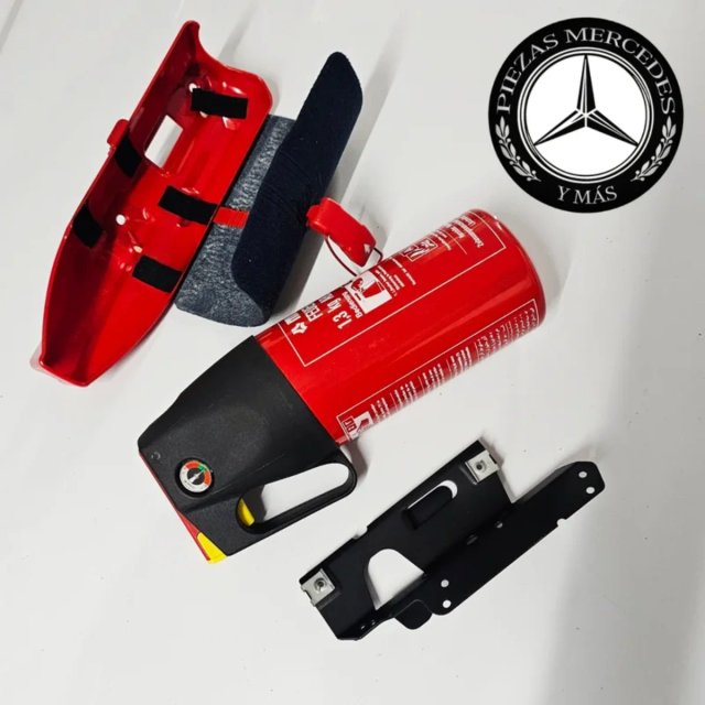 Extintor Mercedes Original con soporte.