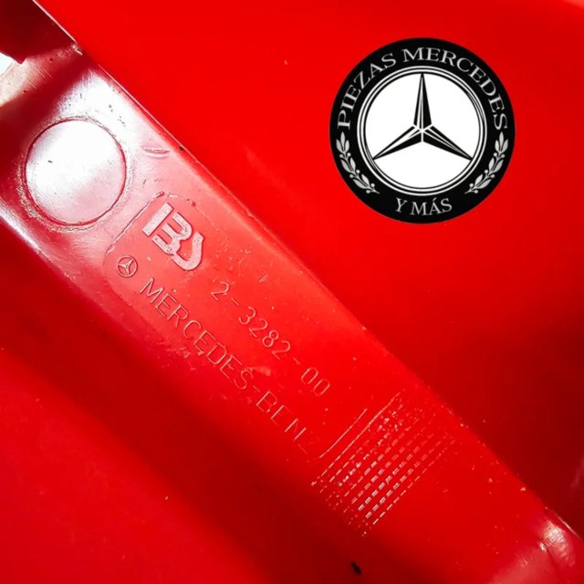 Extintor Mercedes Original con soporte.