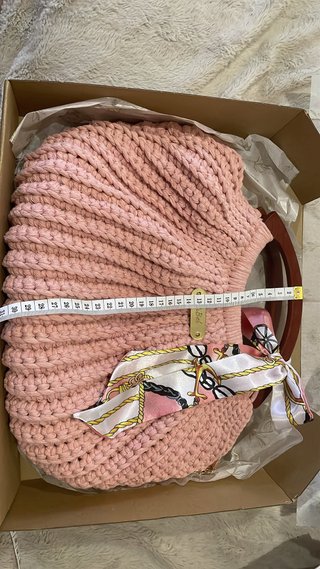 Capazo rosa crochet hecho a mano