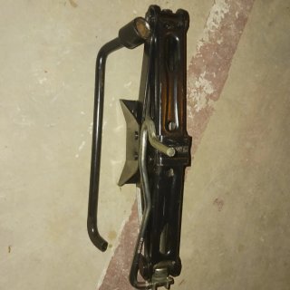 Gato y llave ruedas Peugeot