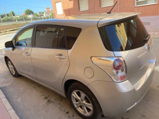 Toyota Verso 2010