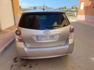 Toyota Verso 2010