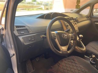 Toyota Verso 2010