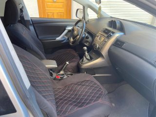 Toyota Verso 2010