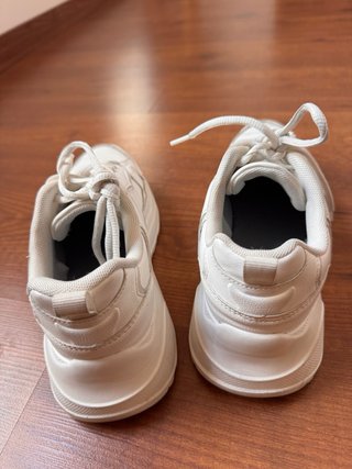 Zapatillas Pull&Bear blancas