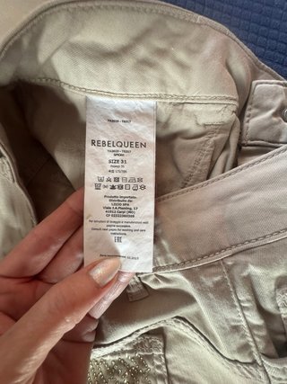 Pantaloni REBEL QUEEN beige con strass