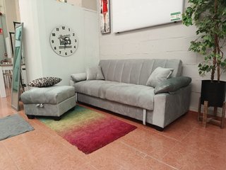 Sofá Cama Gris con Arcón y Puff