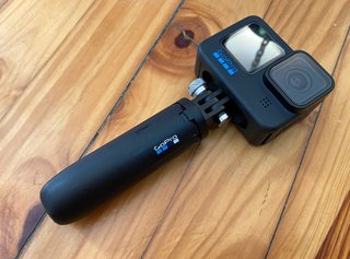 GoPro 11 + Accesorios: Shorty, Estuche, Pinza