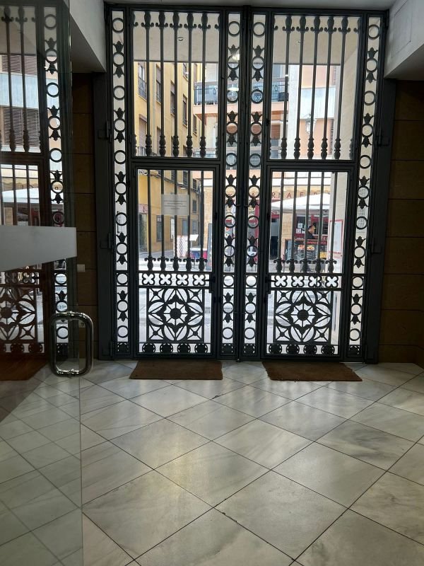 Garaje en alquiler en Sant Francesc en Valencia - Imagen 4