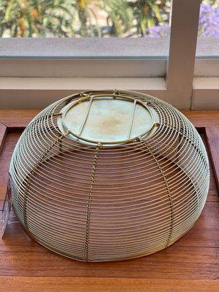 Cesta frutero alambre dorado 25 cm