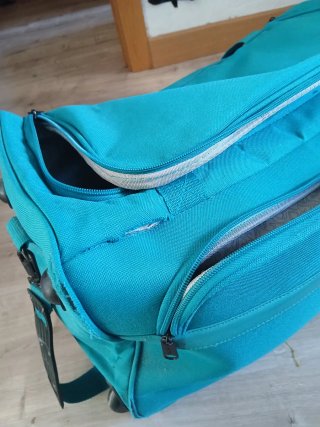 Maleta de viaje con ruedas