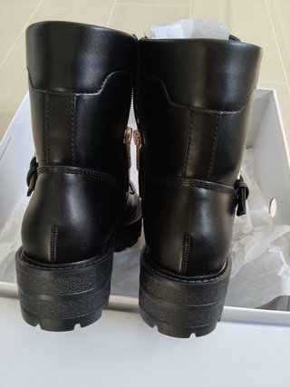 Botines Guess YANZEE Negros