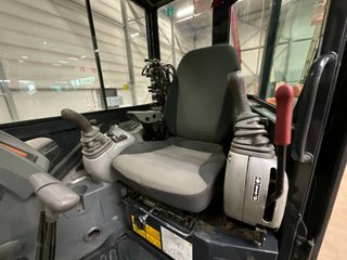 Mini excavadora Airman AX 38 U-7