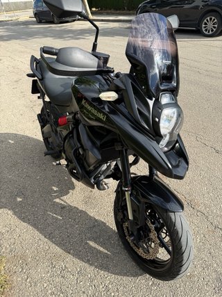 Kawasaki Versys 650 Negra Adventure