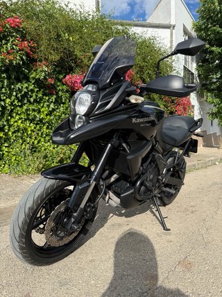 Kawasaki Versys 650 Negra Adventure