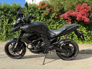 Kawasaki Versys 650 Negra Adventure