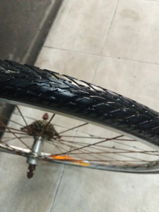 Rueda trasera bicicleta llanta 700x28