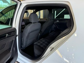 Volkswagen Golf GTE hibrido 204cv DSG7